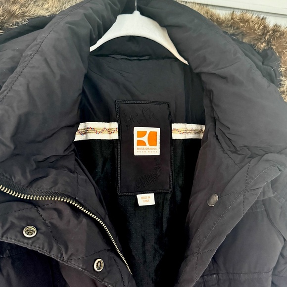 Hugo Boss Orange Belted Puffer Coat with real fur hood - Picture 8 of 16